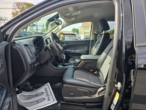 Used 2016 Chevrolet Colorado Z71 image 12