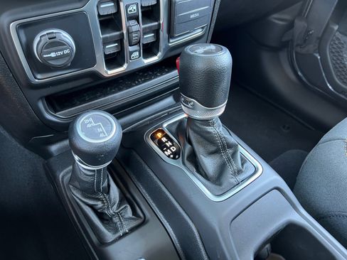 New 2025 Jeep Wrangler Sport S image 30