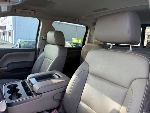Used 2015 GMC Sierra 1500 SLT w/ SLT Crew Cab Value Package RWD image 13