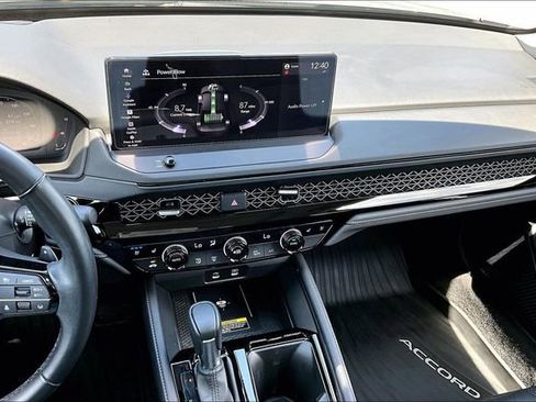 Used 2024 Honda Accord Touring image 15