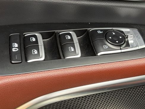 Used 2024 Kia Telluride SX image 8