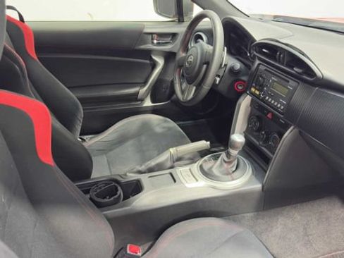 Used 2013 Scion FR-S RWD image 11