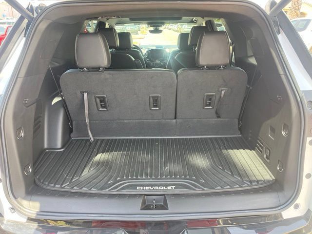 Used 2023 Chevrolet Traverse Premier w/ Redline Edition FWD image 28