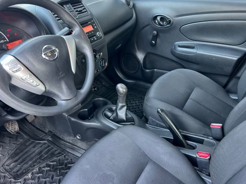 Used 2017 Nissan Versa S image 12