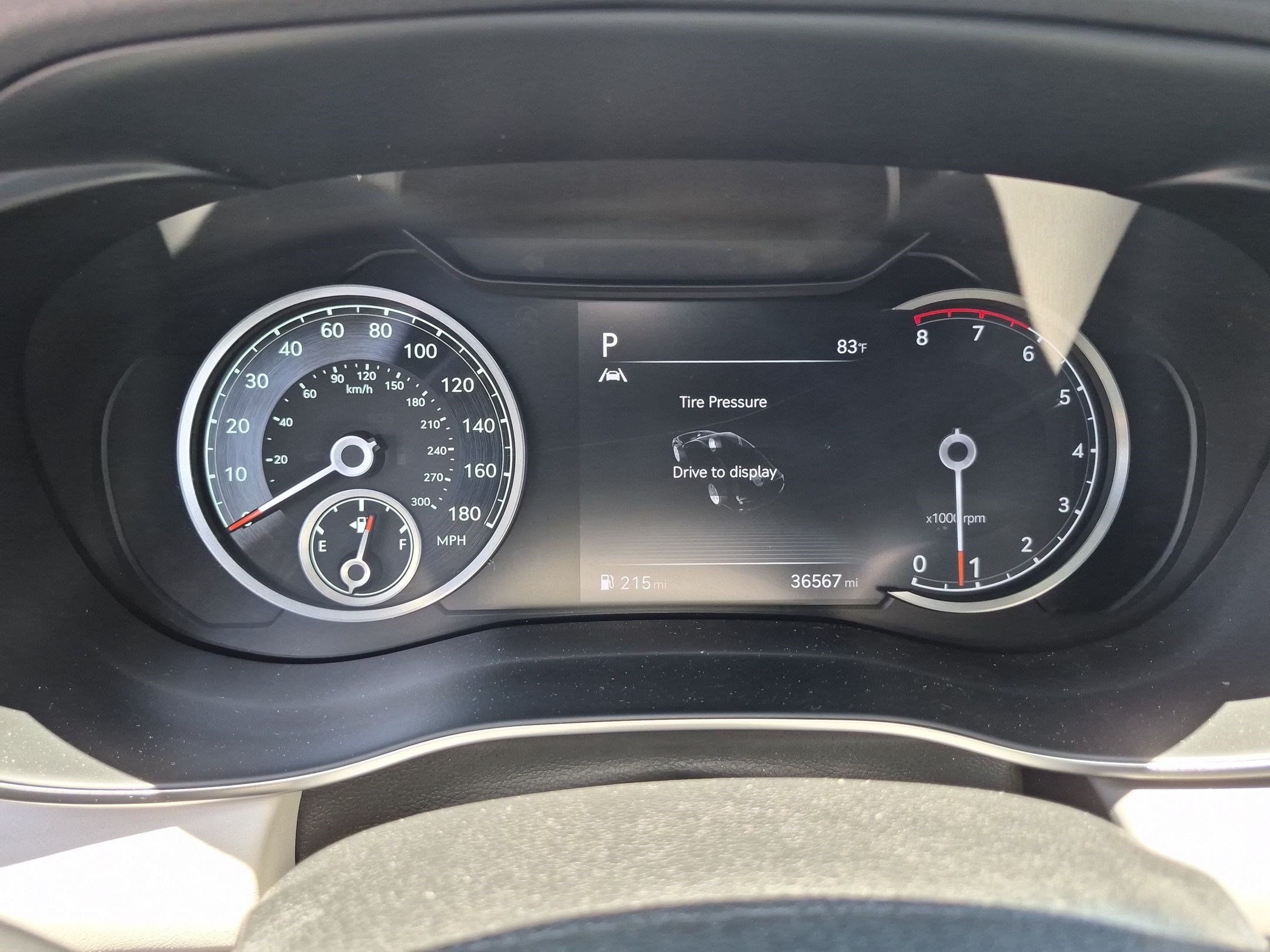 Used 2023 Genesis G70 2.0T image 21