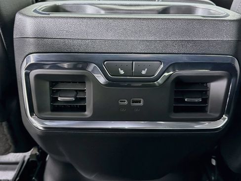 Used 2024 Chevrolet Silverado 3500 LTZ w/ LTZ Convenience Package AWD/4WD image 23