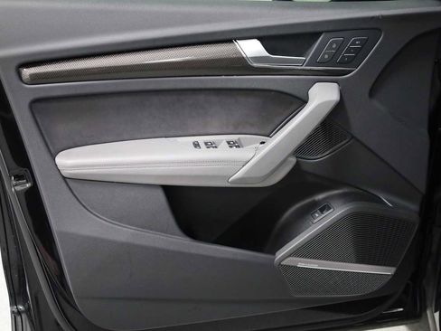 Used 2023 Audi SQ5 Premium Plus w/ Premium Plus Package image 15