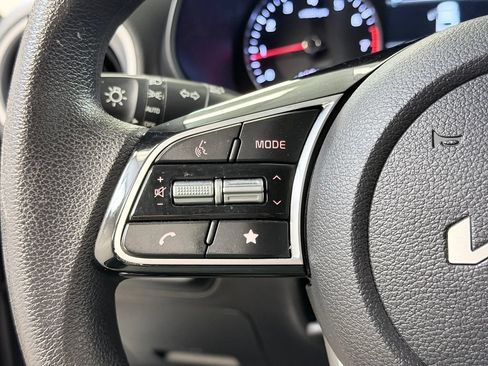 Used 2024 Kia Forte LXS w/ LXS Technology Package FWD image 40