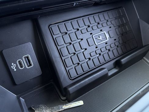 New 2025 Ford F150 Platinum w/ Equipment Group 702A High image 73