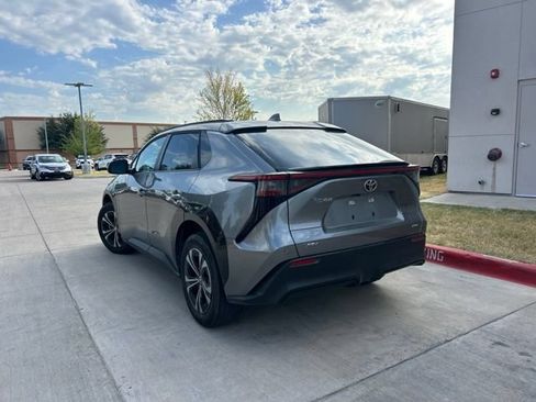 Used 2024 Toyota bZ4X AWD w/ Weather Package image 7