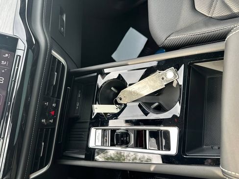 New 2026 Volkswagen Atlas Cross Sport SE AWD/4WD image 17
