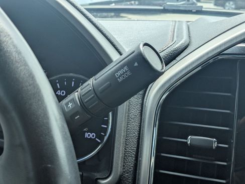 Used 2022 Ford F350 Platinum AWD/4WD image 26