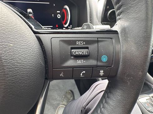 Used 2023 Nissan Rogue Platinum w/ Platinum Premium Package FWD image 20