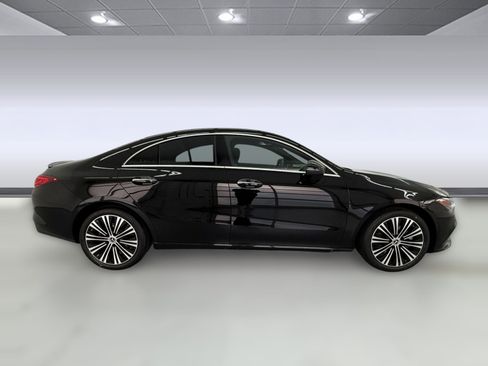 Used 2023 Mercedes-Benz CLA 250 image 7
