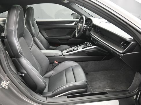 Certified 2020 Porsche 911 Carrera 4S AWD/4WD image 28