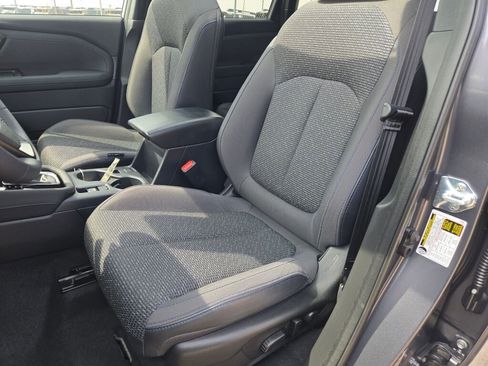 Certified 2025 Subaru Forester Premium AWD/4WD image 23