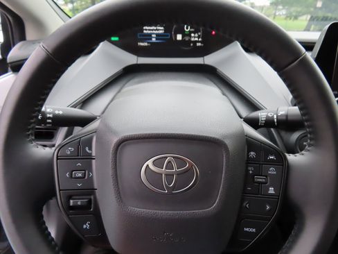 Used 2024 Toyota Prius LE image 15