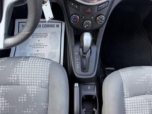 Used 2020 Chevrolet Sonic LT FWD image 29