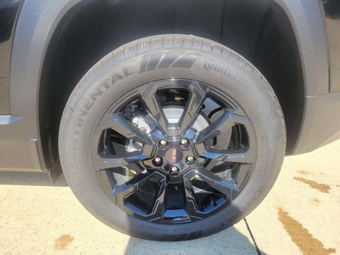 New 2026 GMC Terrain Elevation w/ Black Edition image 8