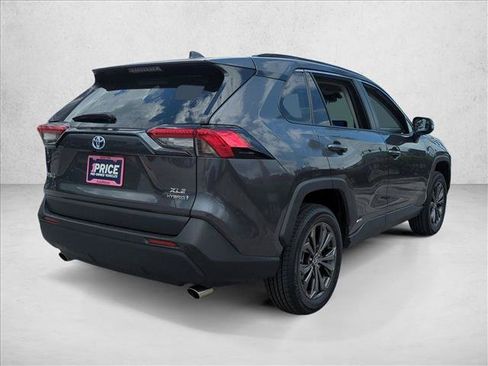 Certified 2023 Toyota RAV4 XLE Premium AWD/4WD image 5