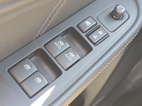 Used 2018 Subaru Outback 2.5i Limited AWD/4WD image 27