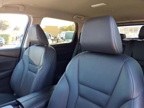 Used 2025 Nissan Rogue SL image 15