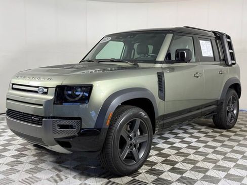Used 2023 Land Rover Defender 110 X-Dynamic SE image 2
