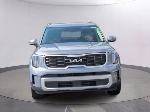 Used 2025 Kia Telluride S FWD image 10