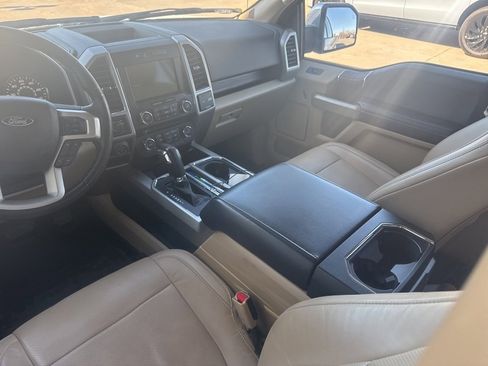 Used 2017 Ford F150 Lariat image 5