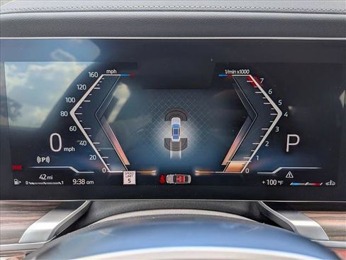New 2026 BMW 740i w/ Premium Package RWD image 11