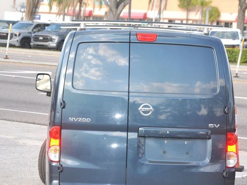 Used 2017 Nissan NV200 SV w/ Technology Package image 5