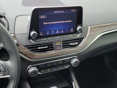 Certified 2023 Nissan Altima 2.5 SV AWD/4WD image 25