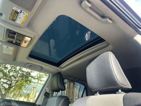 Used 2019 Toyota 4Runner SR5 Premium image 19