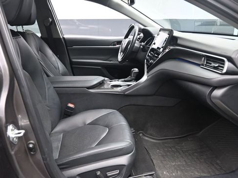 Used 2023 Toyota Camry XLE w/ Cold Weather Package image 25