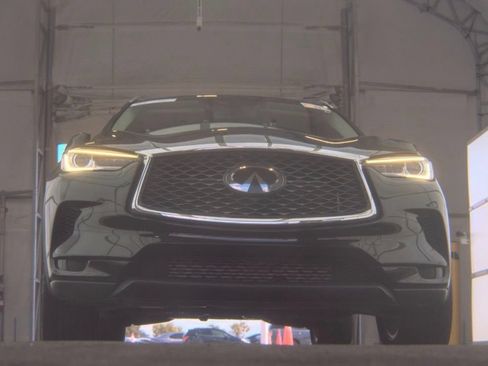 Certified 2023 INFINITI QX50 Luxe FWD image 10