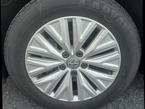 Used 2019 Volkswagen Jetta S w/ Driver Assistance Package image 9