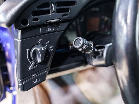 Used 1995 Chevrolet Corvette Coupe RWD image 12