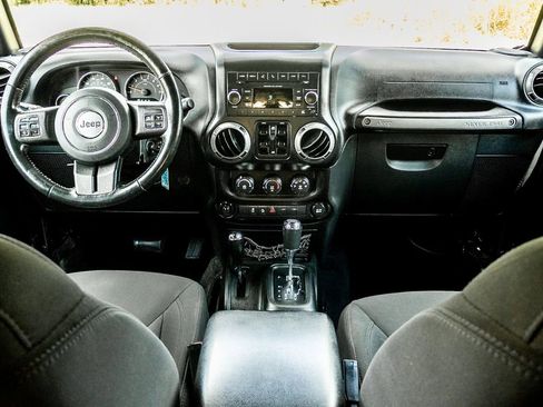 Used 2017 Jeep Wrangler Unlimited Sport w/ Quick Order Package 24S image 2