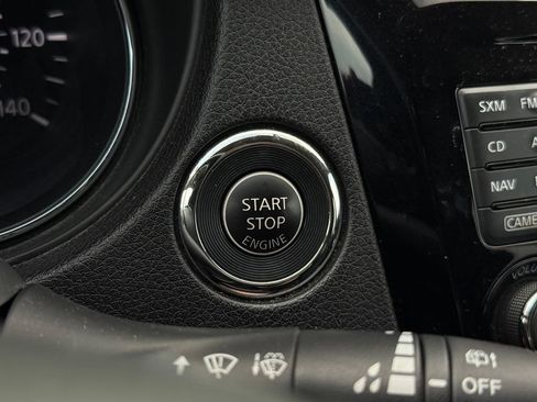 Used 2015 Nissan Rogue SV w/ SV Premium Package AWD/4WD image 34