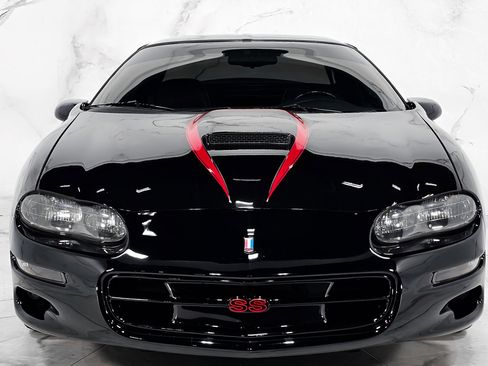 Used 1999 Chevrolet Camaro Z28 w/ SS Performance/Appearance Pkg image 6