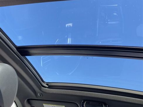 Used 2023 BMW X6 xDrive40i w/ M Sport Package image 34