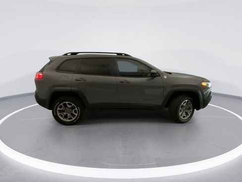 Used 2022 Jeep Cherokee Trailhawk AWD/4WD image 5