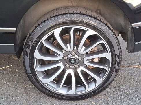 Used 2022 Land Rover Range Rover Westminster Edition image 7