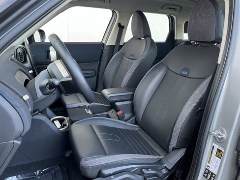 Used 2025 MINI Cooper Countryman S image 2