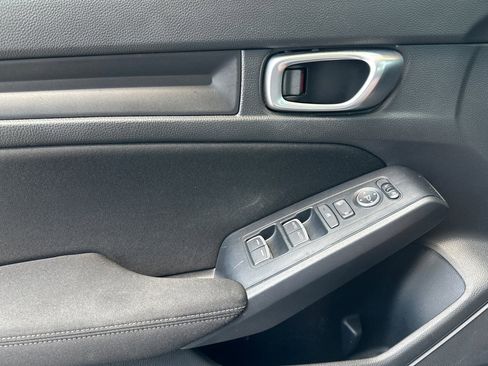 Used 2023 Honda Civic LX image 11