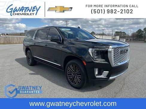 Used 2022 GMC Yukon XL Denali w/ Max Trailering Package image 3