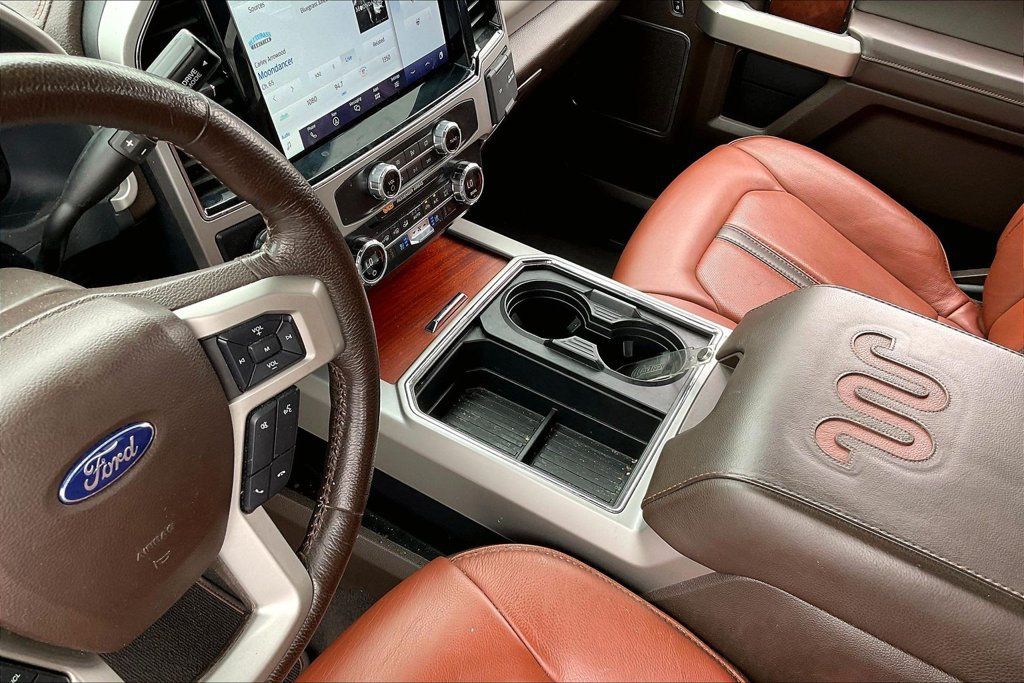 Used 2022 Ford F250 King Ranch w/ King Ranch Ultimate Package AWD/4WD image 18