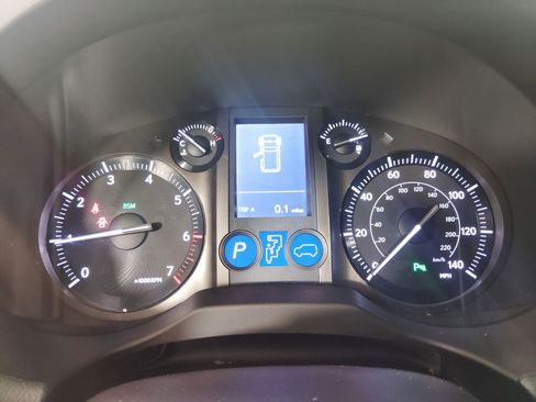 Used 2019 Lexus GX 460 image 18