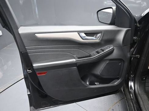 Used 2022 Ford Escape SEL FWD image 11