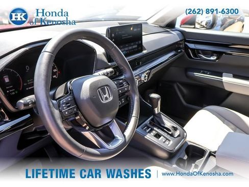 Used 2024 Honda CR-V EX-L image 11